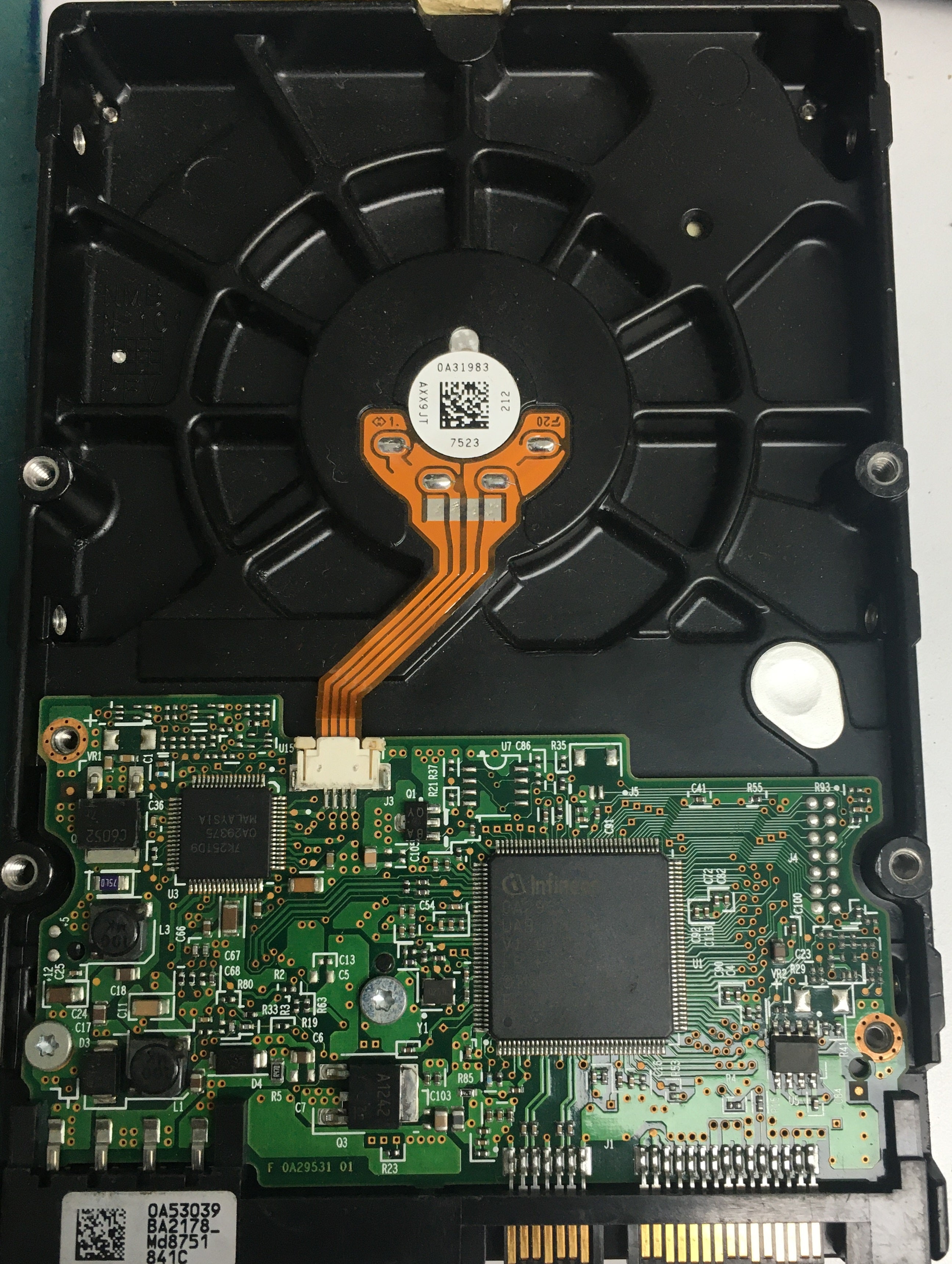 HDS721680PLA380, P/N 07N7400A33450, MLC BA2165, 80GB 3.5