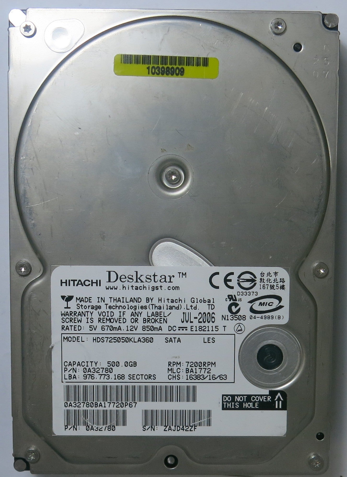 HDS725050KLA360 PCB: F  0A31169 01 SERIAL NUMBER: ZAJD42ZF PN 0A32780 500GB