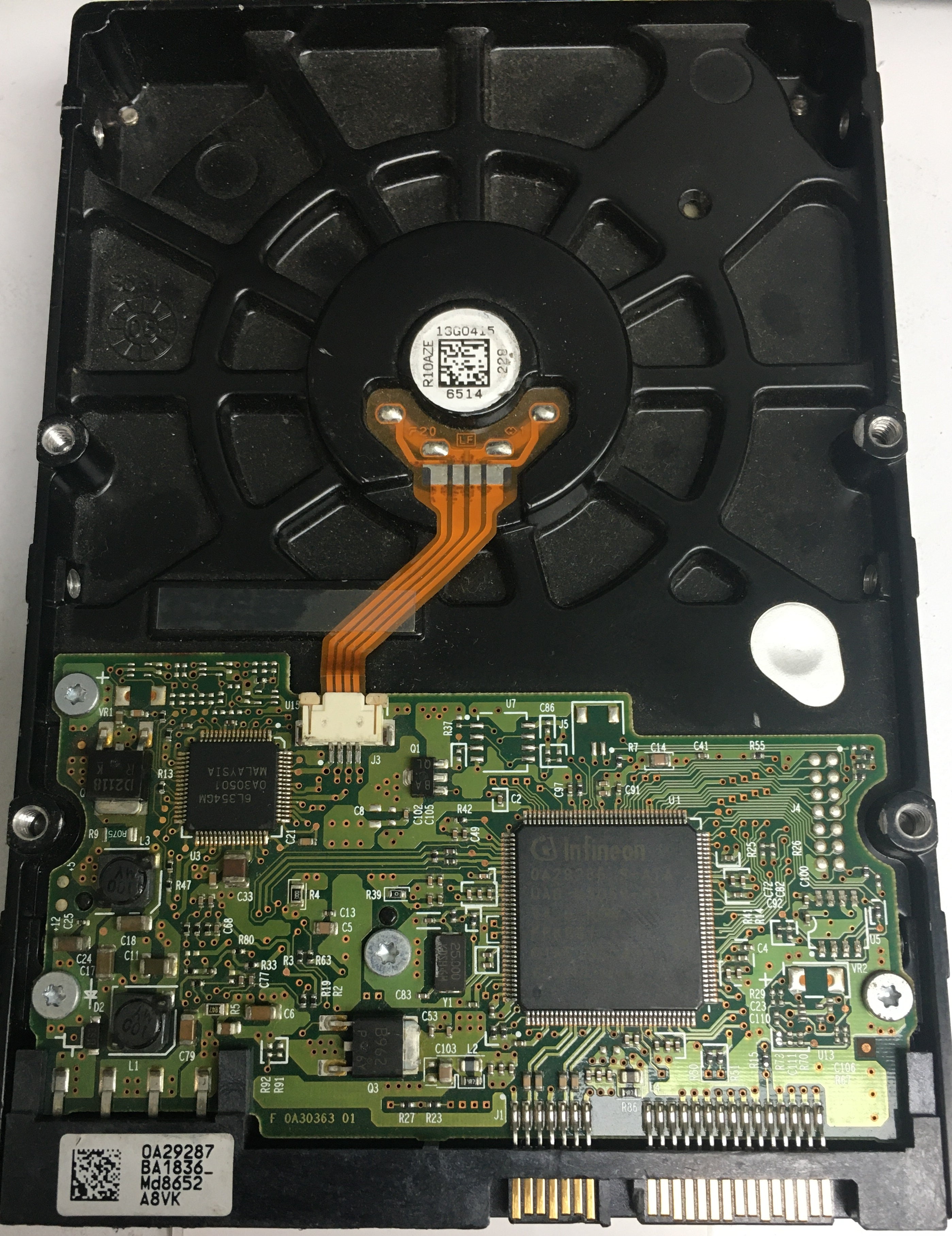HDS728080PLA380, P/N:40Y9028, MLC: BA1868, 80GB 3.5, PCB: F 0A30363 01