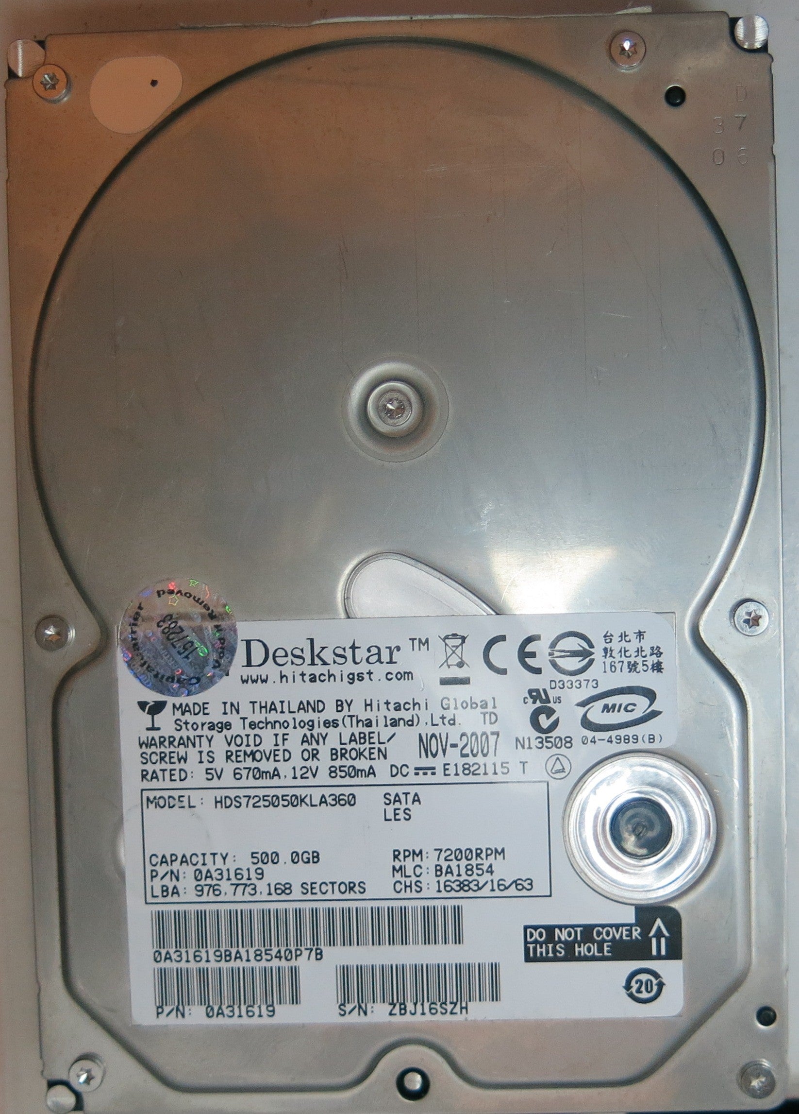 HDS725050KLA360 PCB: F 0A31169 01 SERIAL NUMBER: ZBJ16SZH PN 0A31619 FW BA1854 500 GB