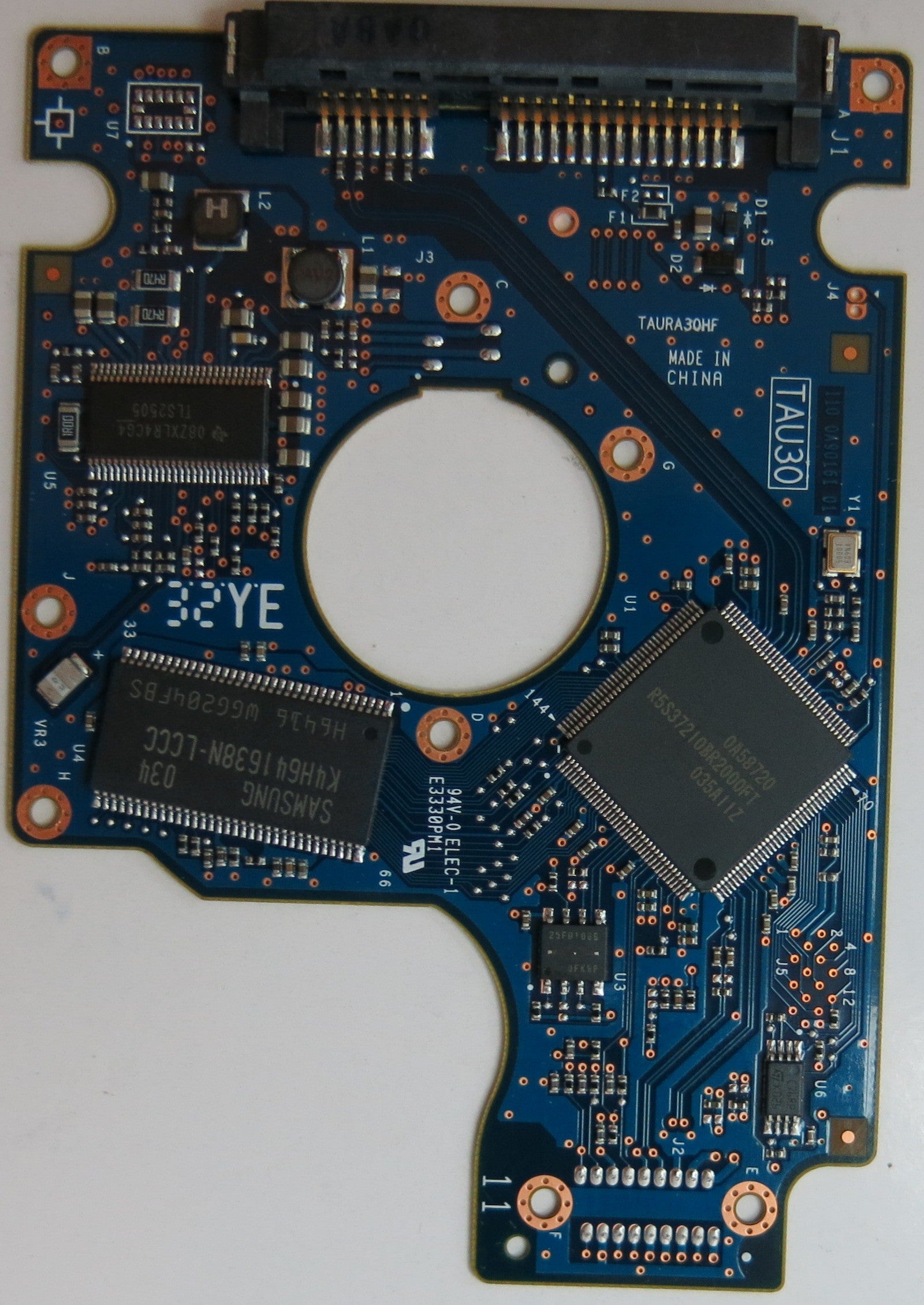 HITACHI HTS545050B9300, PN 0A70345, MLC, 220 0A90161 01 PCB