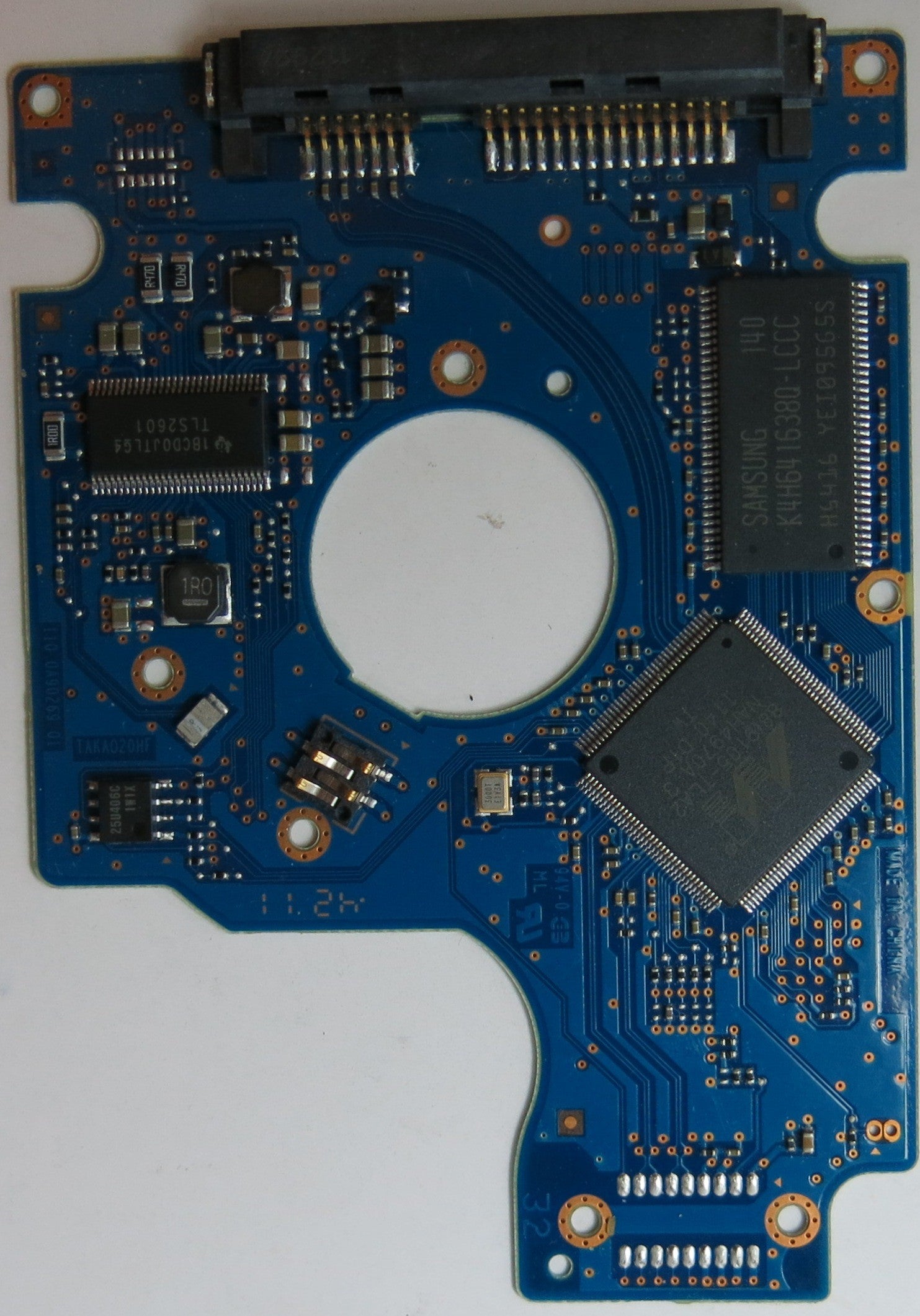 HITACHI HTS547575A9E384, PN 0A20793, MLC, DA3936, 220 0A90269 01 PCB