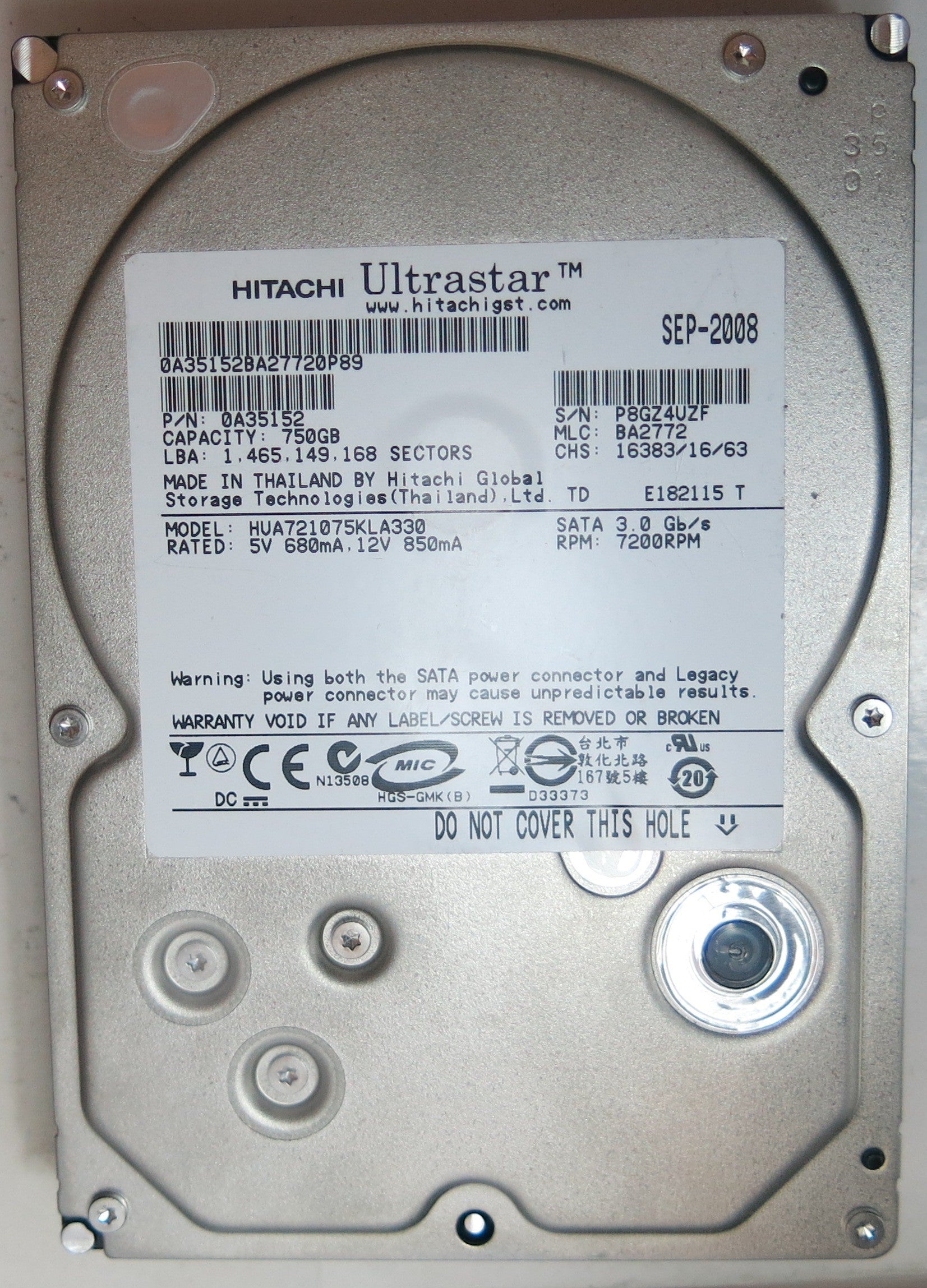 HU721075KLA330,  P/N:0A35152,  MLC:BA2772,  Serial:P8GZ4UZF,  750GB 3.5,       PCB :110 0A29636 01- REV A