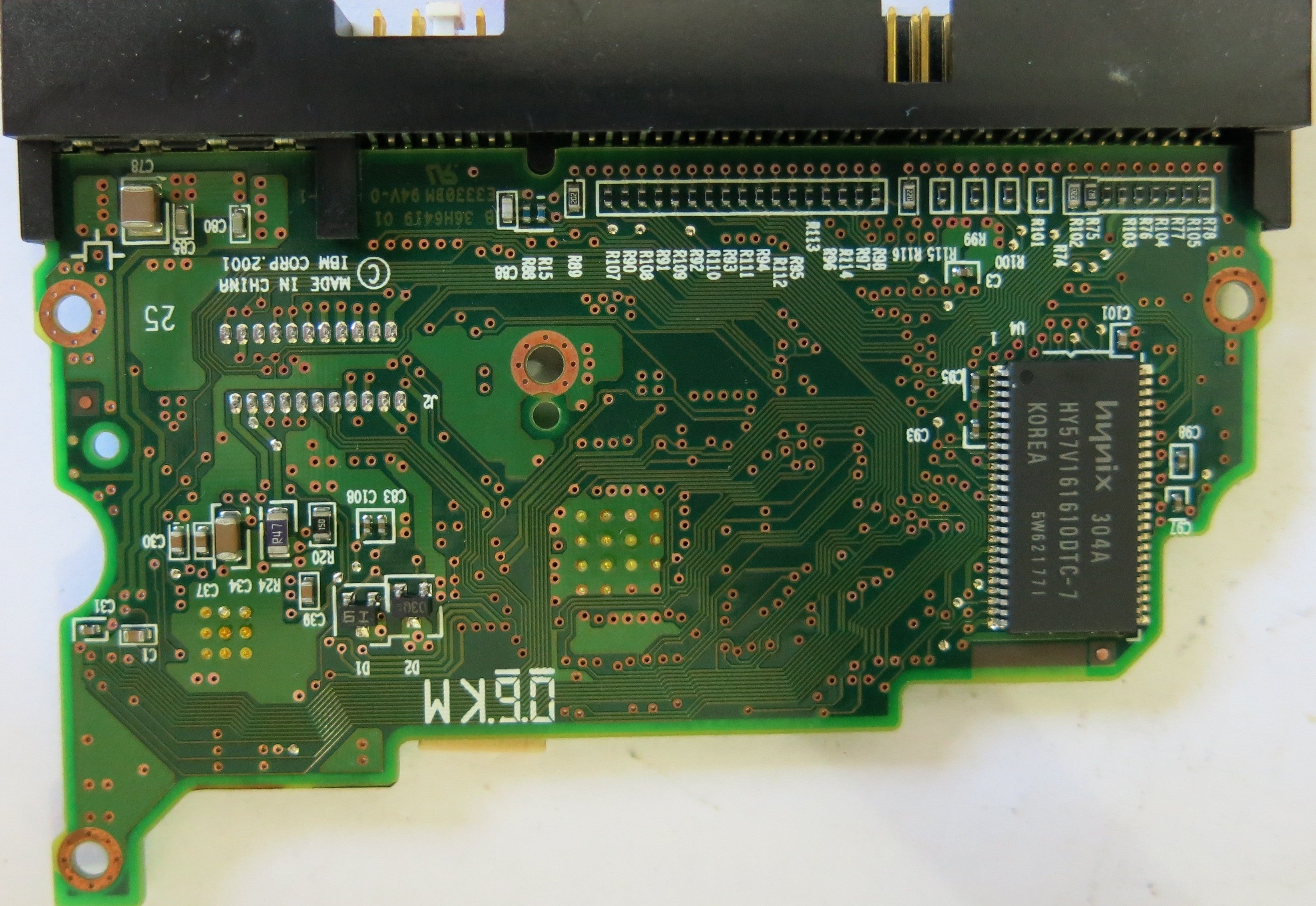 HITACHI IC35L040AVVA07-0 P/N 07N8137 PCB F 36H6419 01