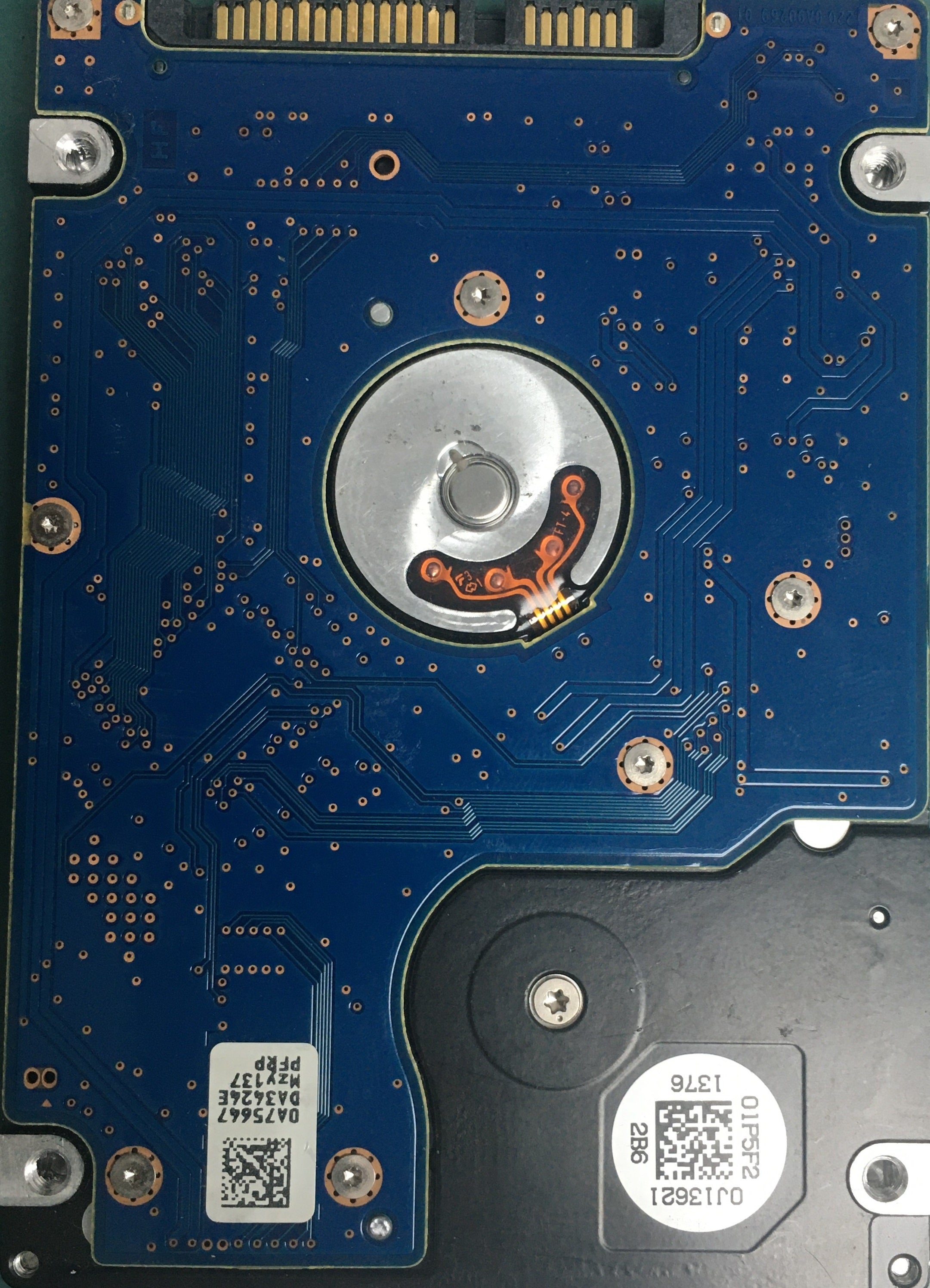 HTS543216A7A384, P/N 07N74010J18921, MLC  DA4024 160GB 2.5