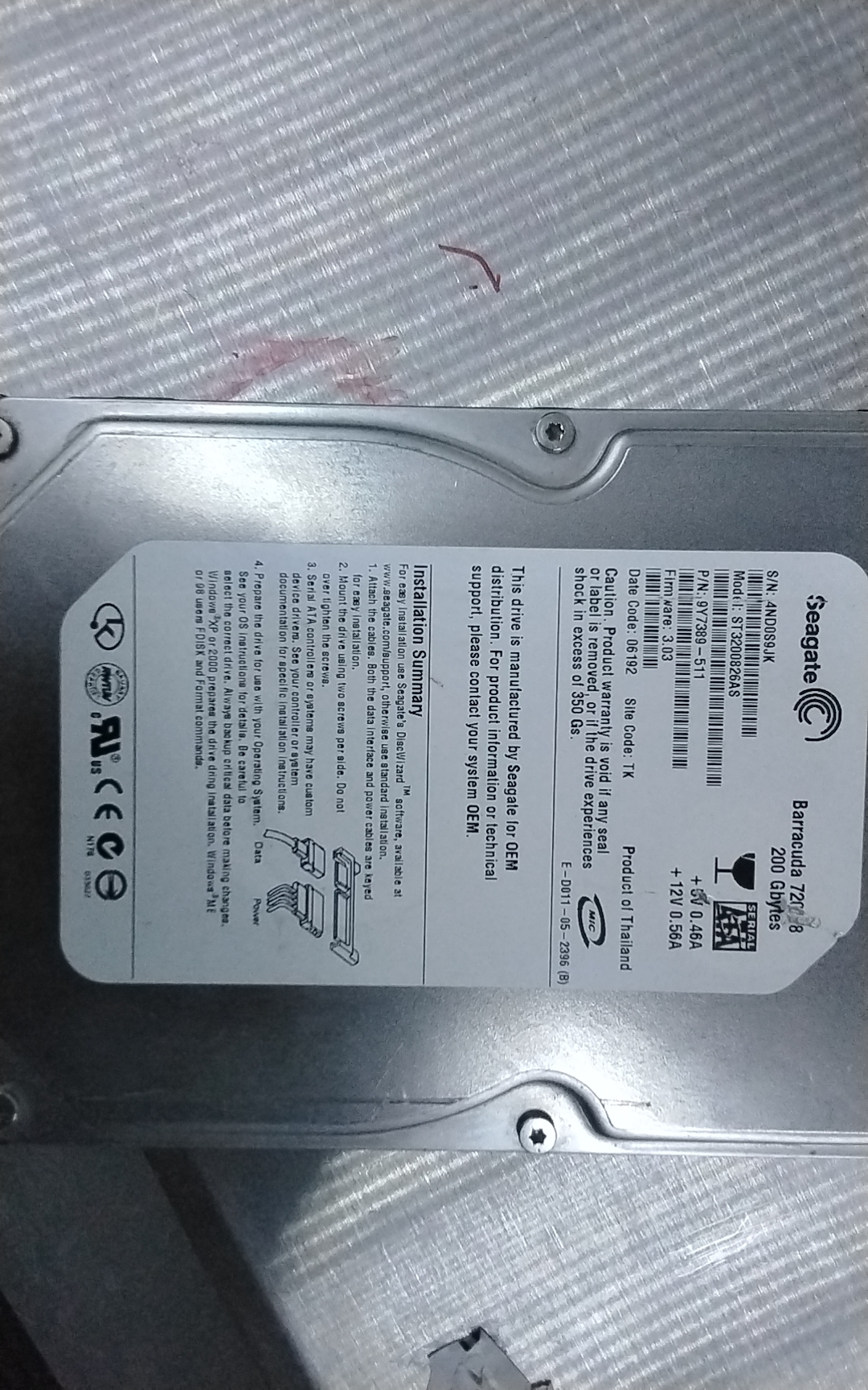 ST3200826AS, PCB:  100337233 REV B, Serial Number: 4ND0S9JK, P/N: 9Y7389-511, F\W: 3.03, 200GB 3.5