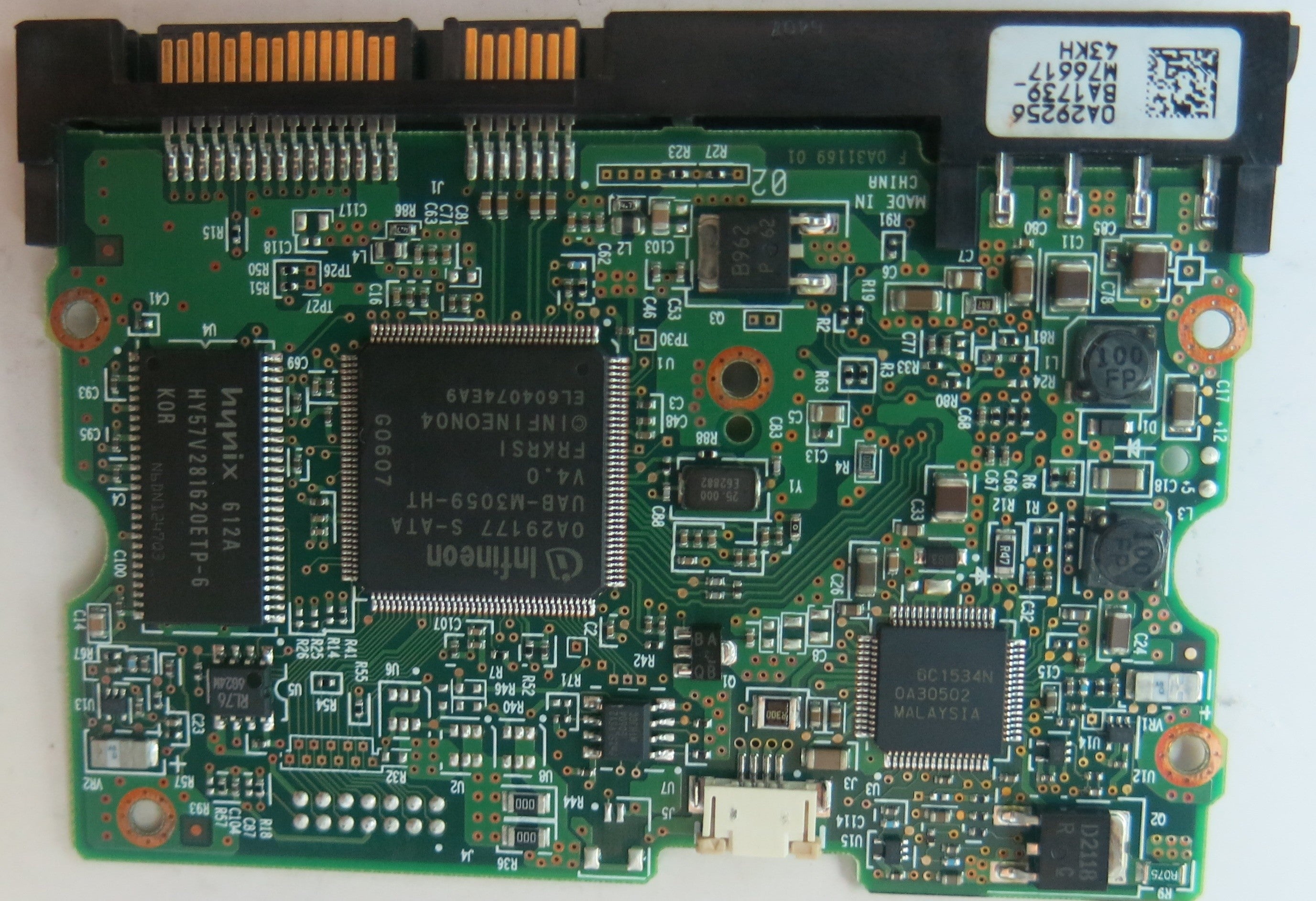 PCB HITACHI HDS725050KLA360 PN 0A31619 MLC BA1772 F 0A31169 01 PCB