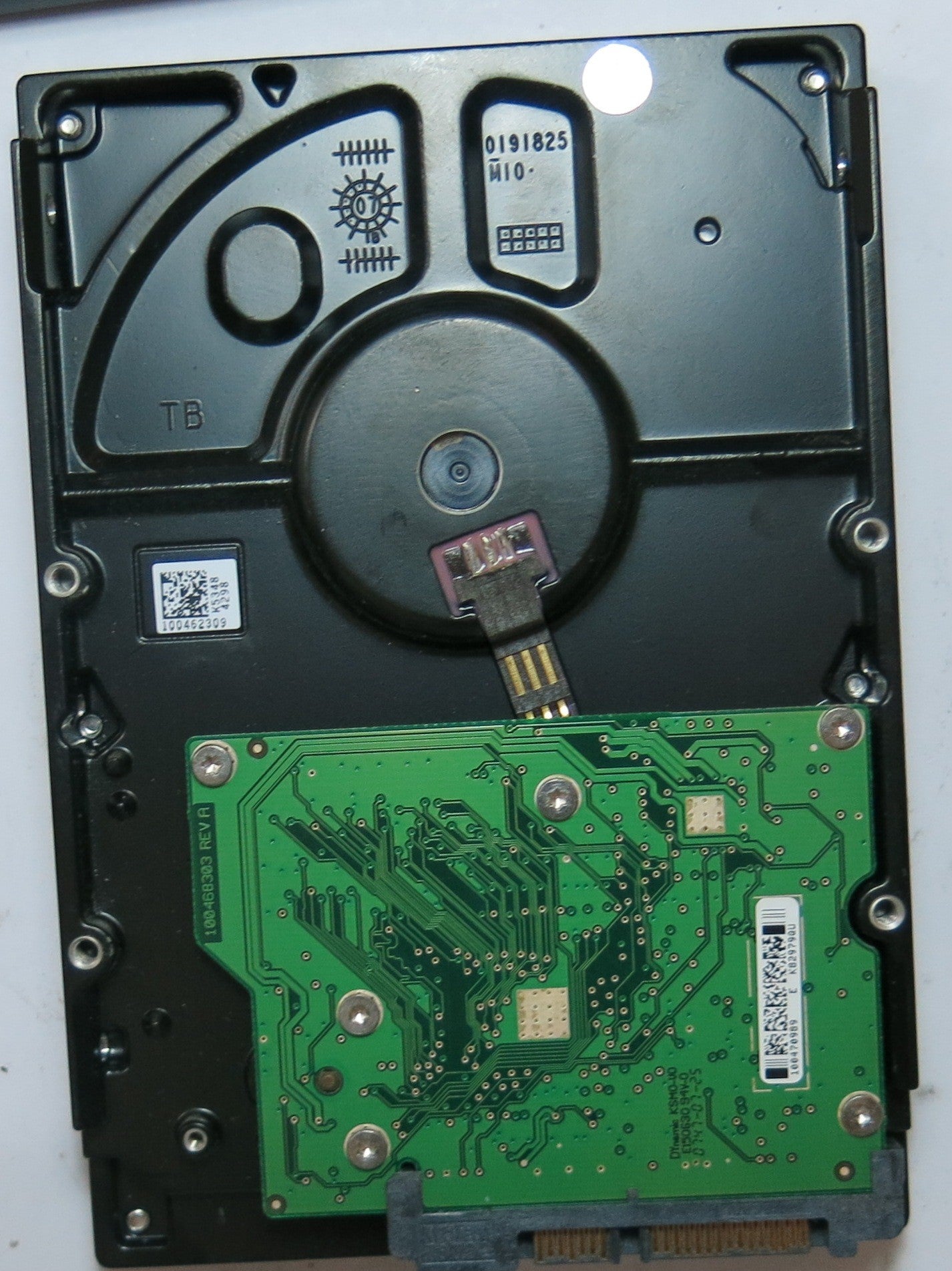 ST3250410AS PCB: 100468303 REV A SERIAL NUMBER: 6RY4ZRFT PN 9EU142-305  FW 3.AAC  250 GB