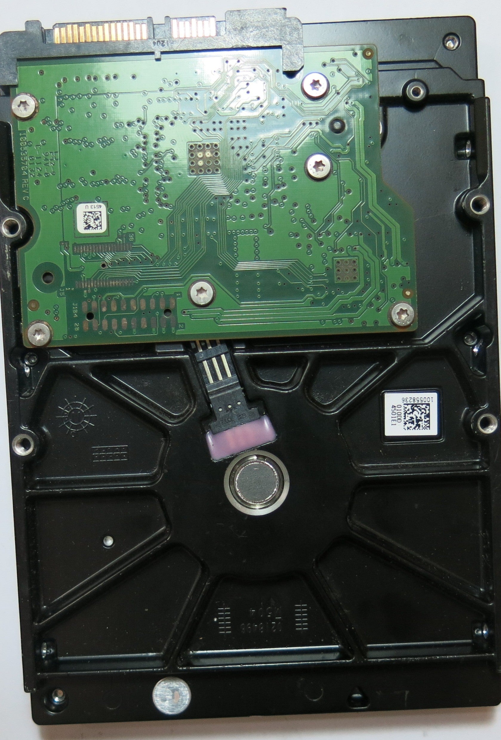 ST3320311CS,  Serial:5VV76JZW,  320GB 3.5,  PCB:100535704- REV C