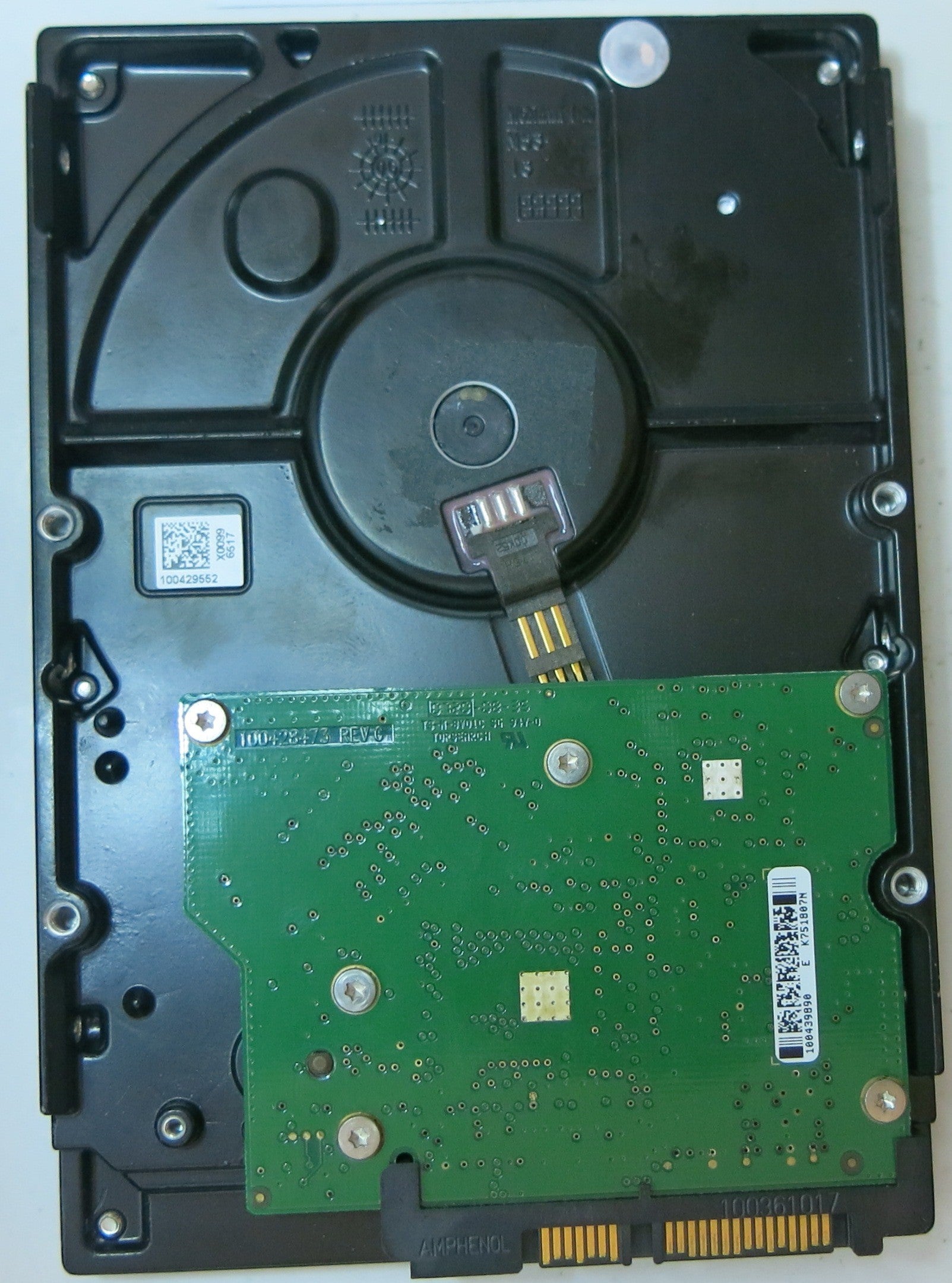 ST380815AS PCB: 100428473 REV C SERIAL NUMBER: 6QZ2BDXJ PN 9CY131-305 FW 3.AAD 80 GB