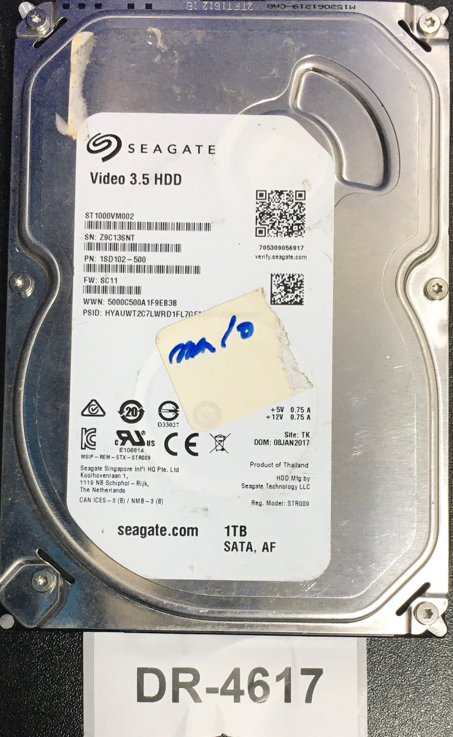 ST1000VM002,  P/N: 1SD102-500,  FW: SC11,  Serial: Z9C13SNT,  1000GB 3.5  PCB :100774000- REV C