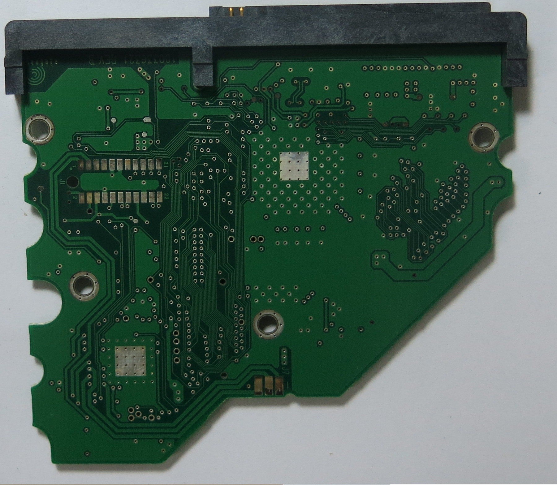 ST3120026AS100336321 REV B PCB