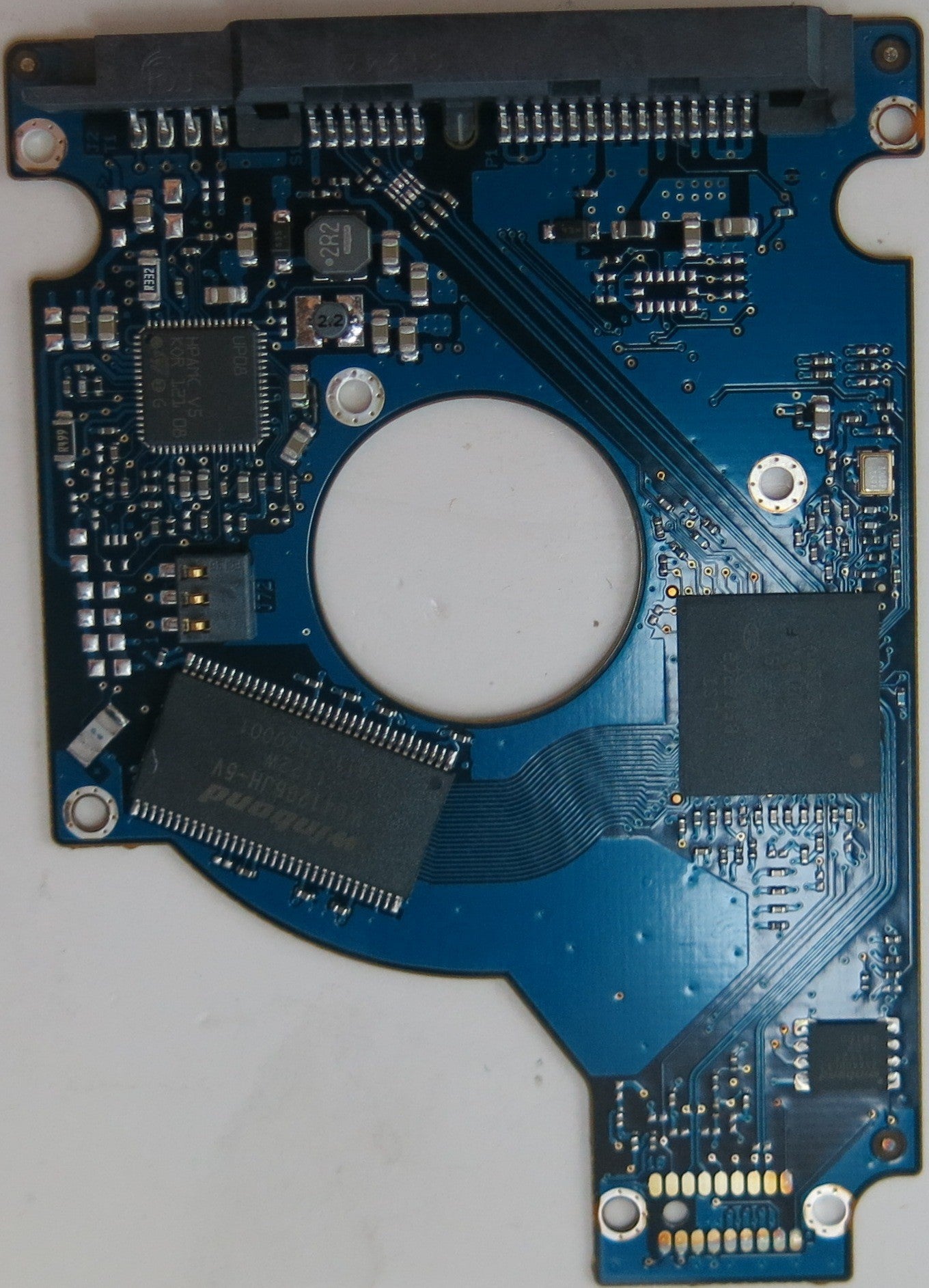 ST320LT007 FW 0004LVM1 100611631 REV A PCB