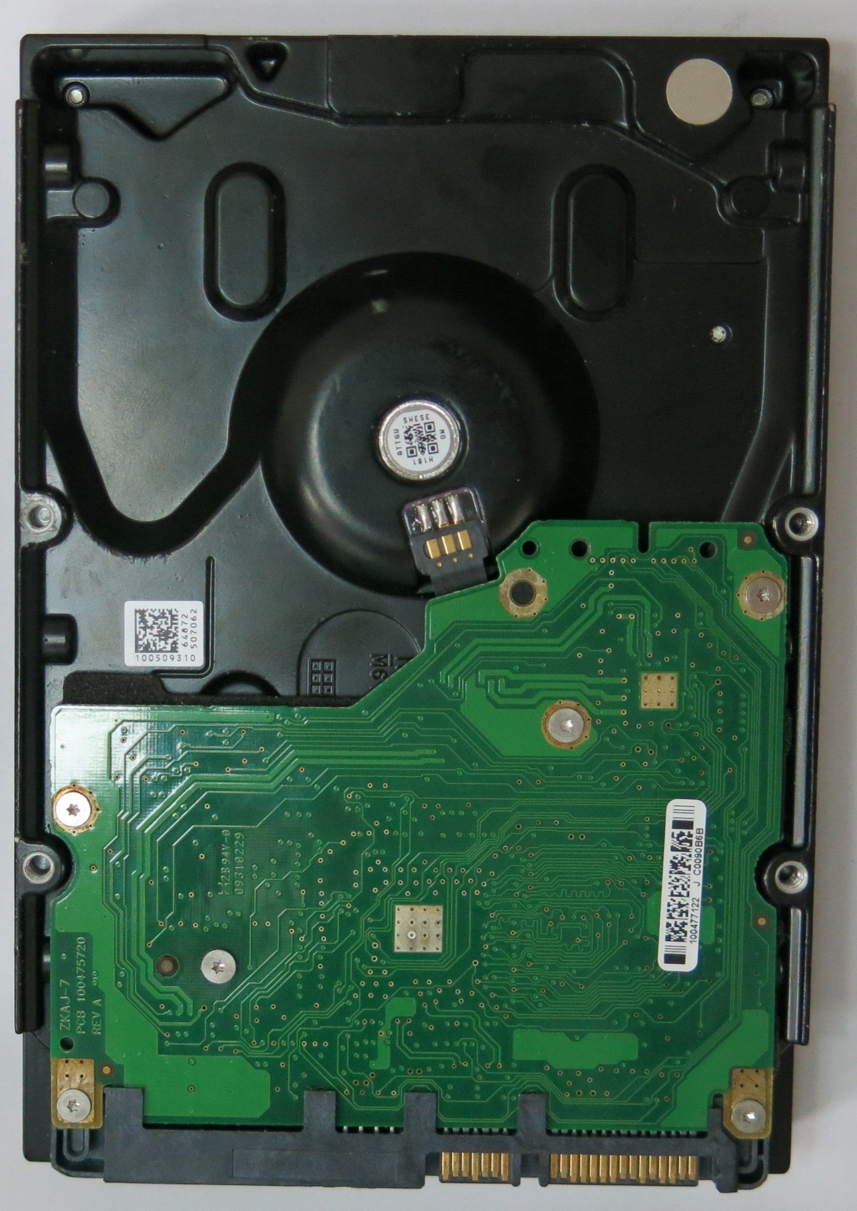 ST3250310NS,  P/N:9CA152-304,  FW:SN06,  Serial:9SF19787,  250GB 3.5,   PCB:100475720- REV A