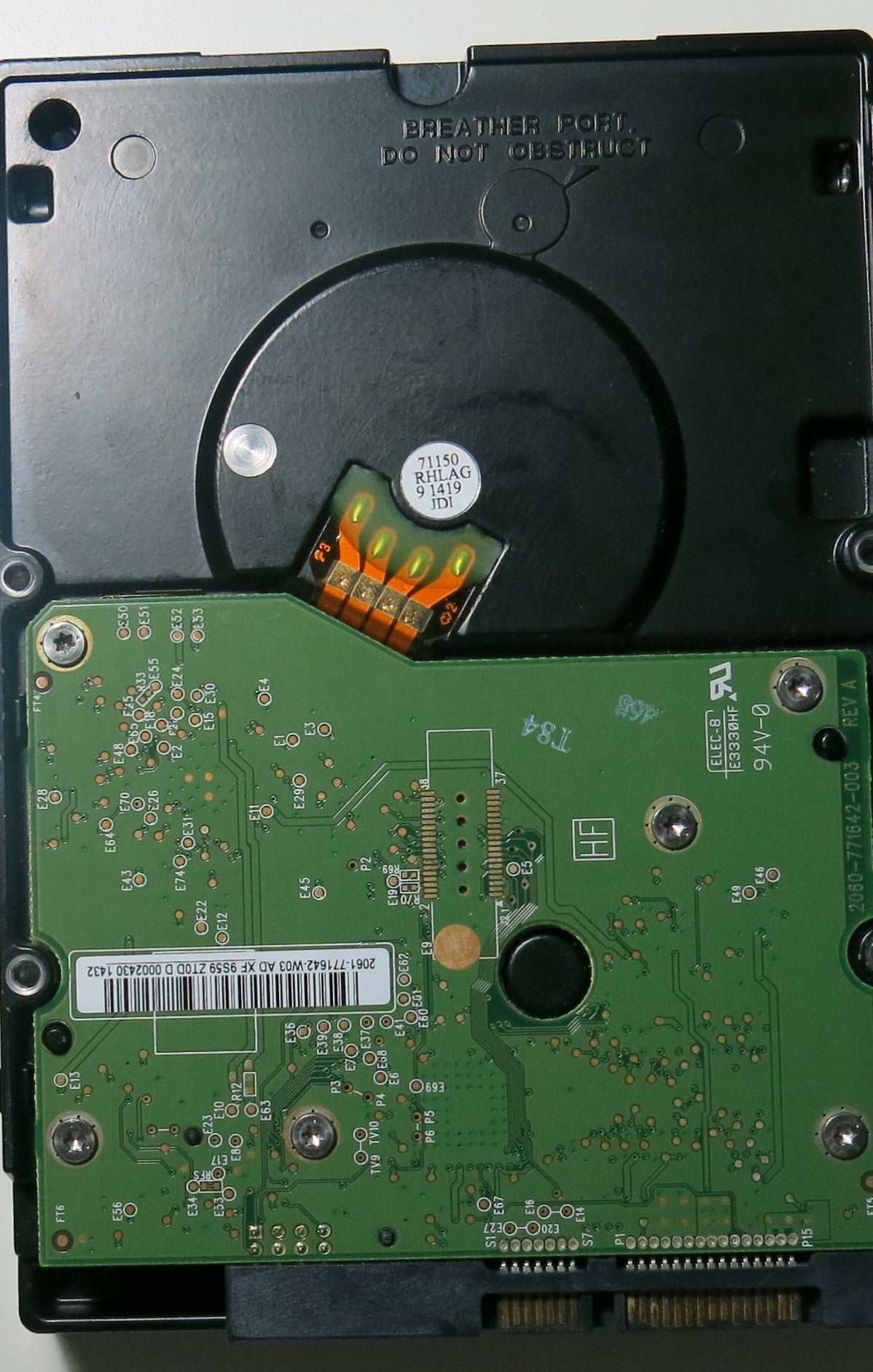 WESTERN DIGITAL WD2002FYPS-02W3B0 PN FW HARCHV2AAB 2.0TB