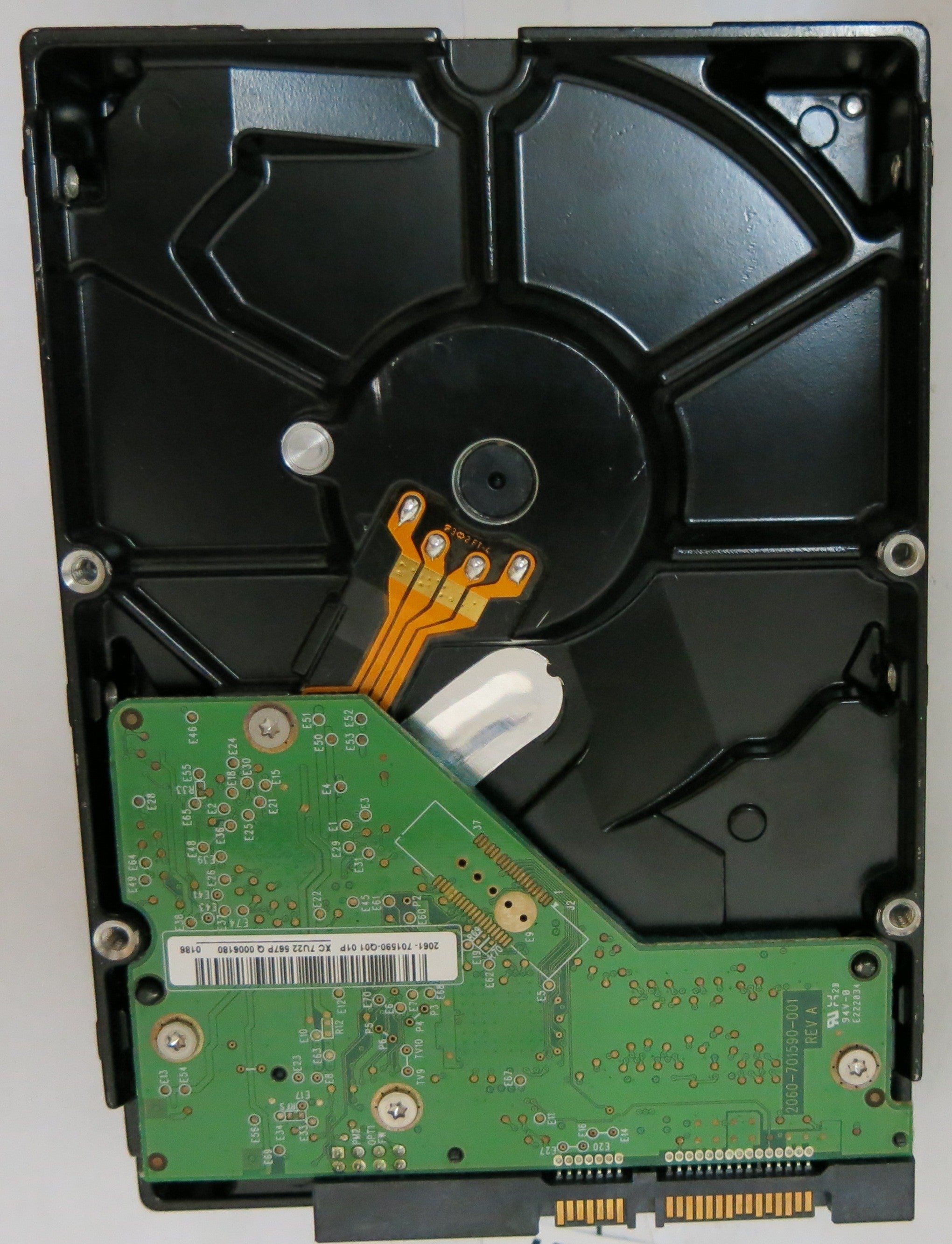 WD3200AVVS-63L2B0,Serial:WCAV12277872,320GB 3.5